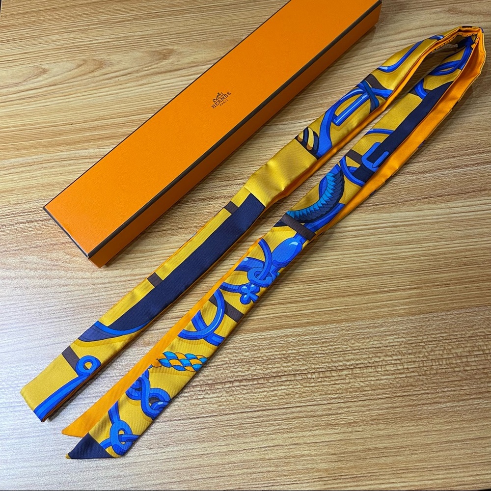 Hermes Twilly like new!